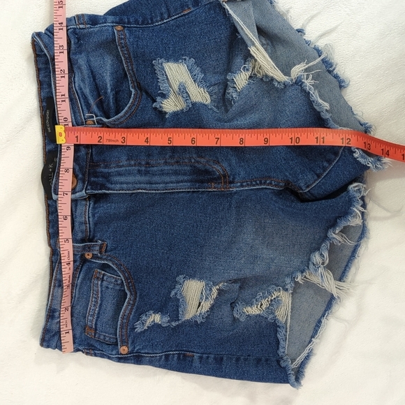 KENDALL & KYLIE High Waist Blue Jean Denim Shorts, The Icon Short, Cut Offs - Picture 2 of 9